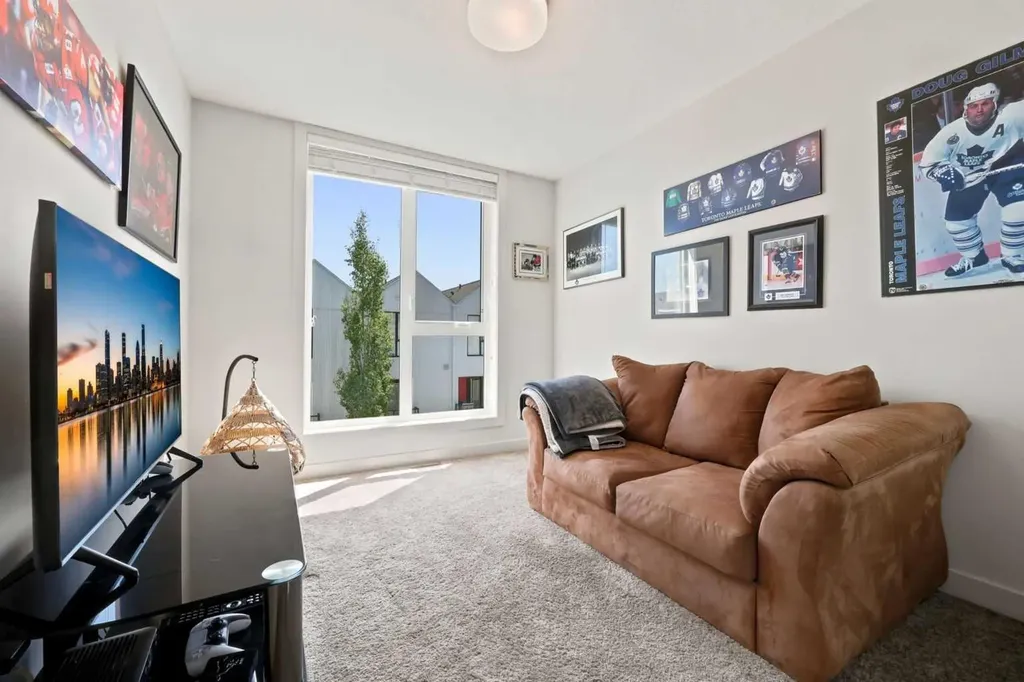105 Bow Grove NW Calgary AB T3B 6E8