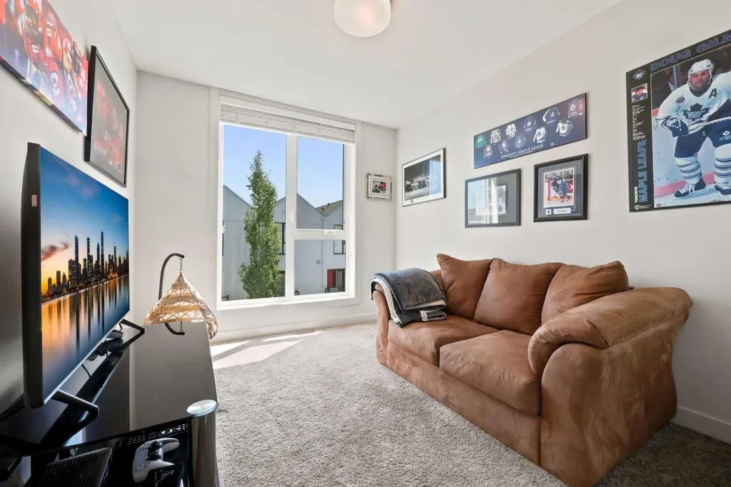 105 Bow Grove NW Calgary AB T3B 6E8
