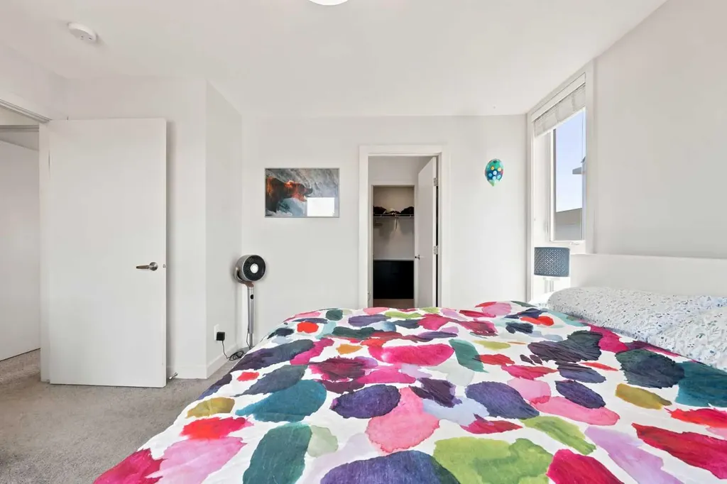 105 Bow Grove NW Calgary AB T3B 6E8
