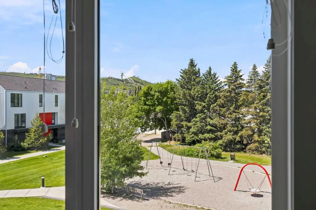 105 Bow Grove NW Calgary AB T3B 6E8