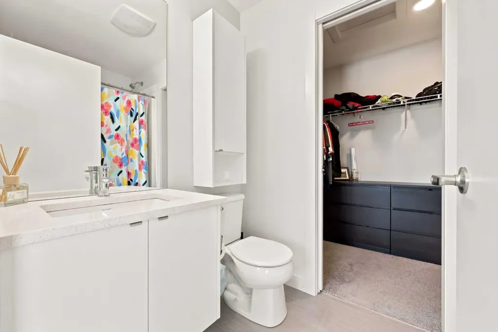 105 Bow Grove NW Calgary AB T3B 6E8