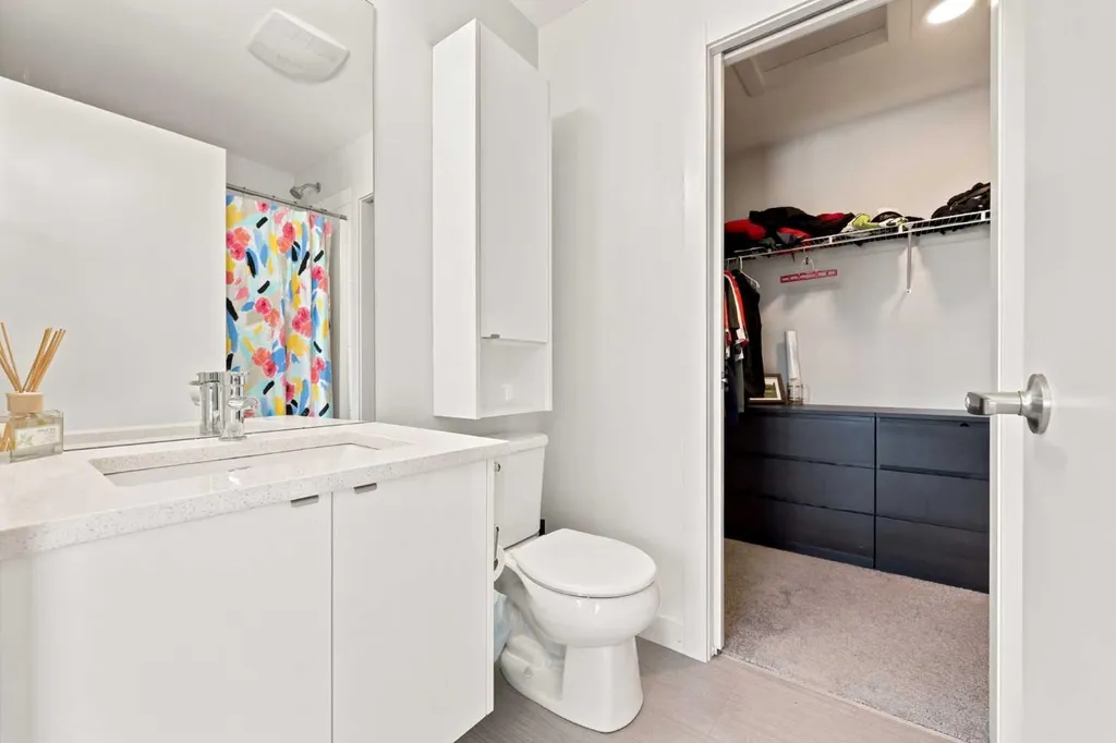 105 Bow Grove NW Calgary AB T3B 6E8