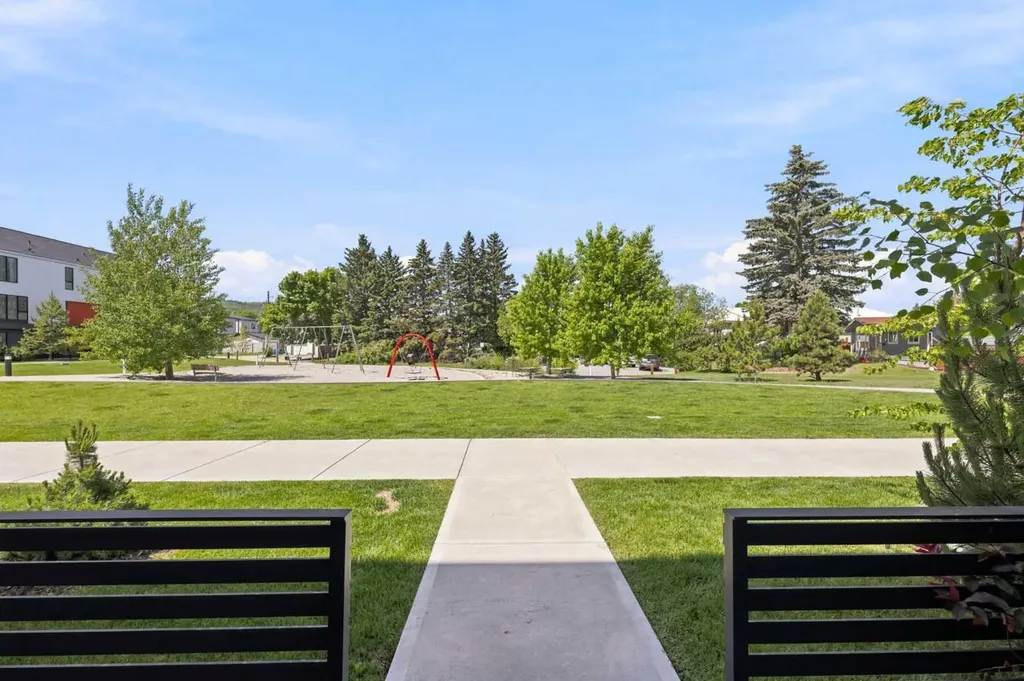 105 Bow Grove NW Calgary AB T3B 6E8
