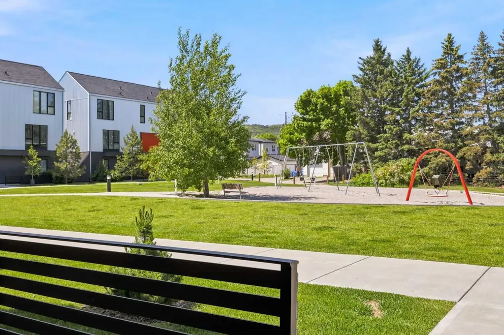 105 Bow Grove NW Calgary AB T3B 6E8