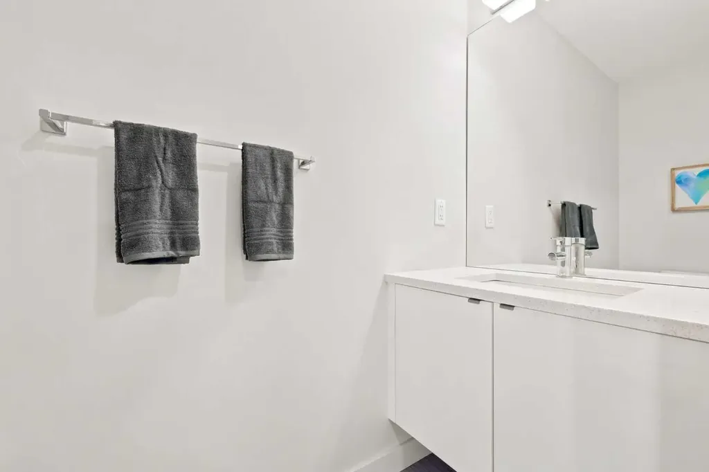 105 Bow Grove NW Calgary AB T3B 6E8