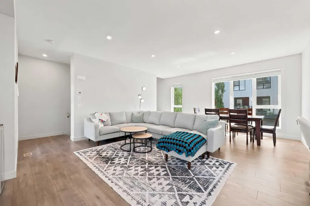 105 Bow Grove NW Calgary AB T3B 6E8