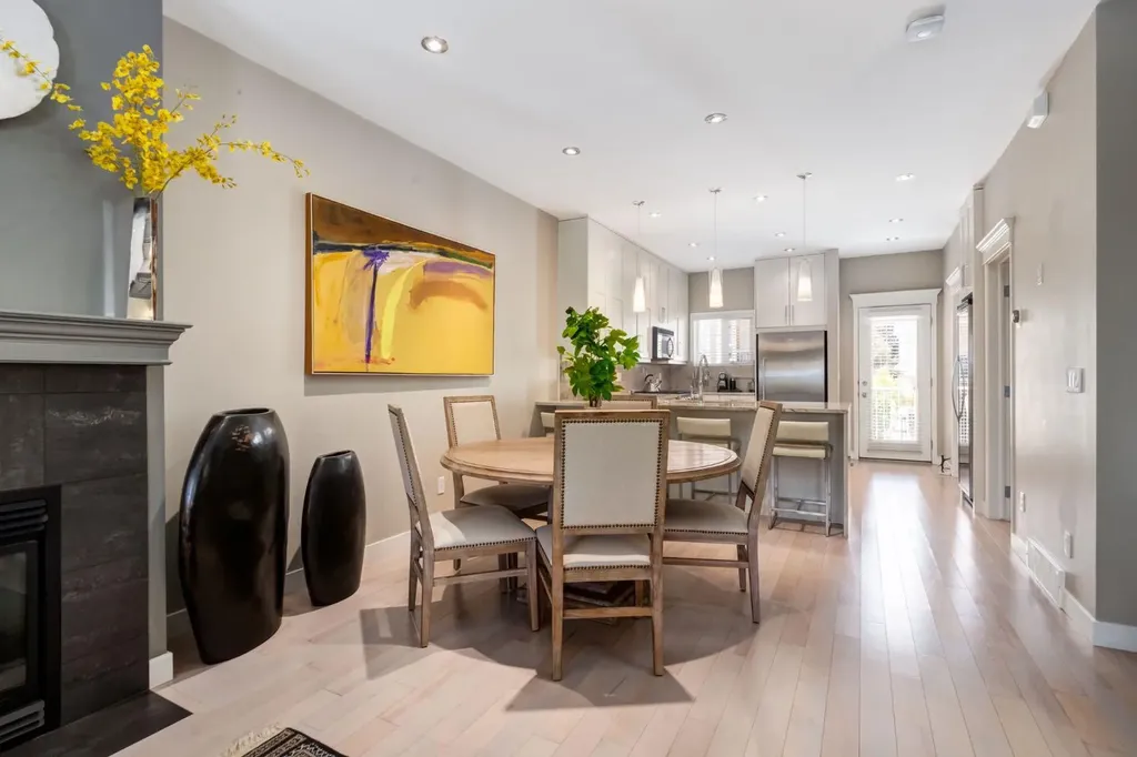 3711 17 Street SW Calgary AB T2G 6N3