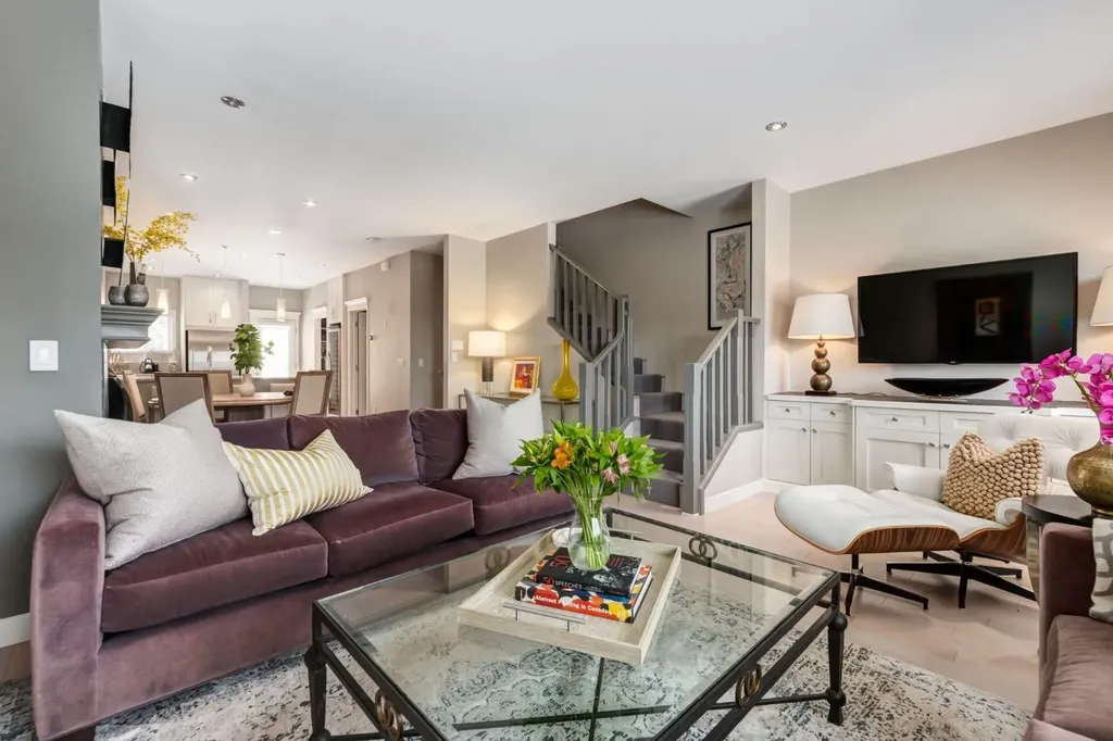3711 17 Street SW Calgary AB T2G 6N3