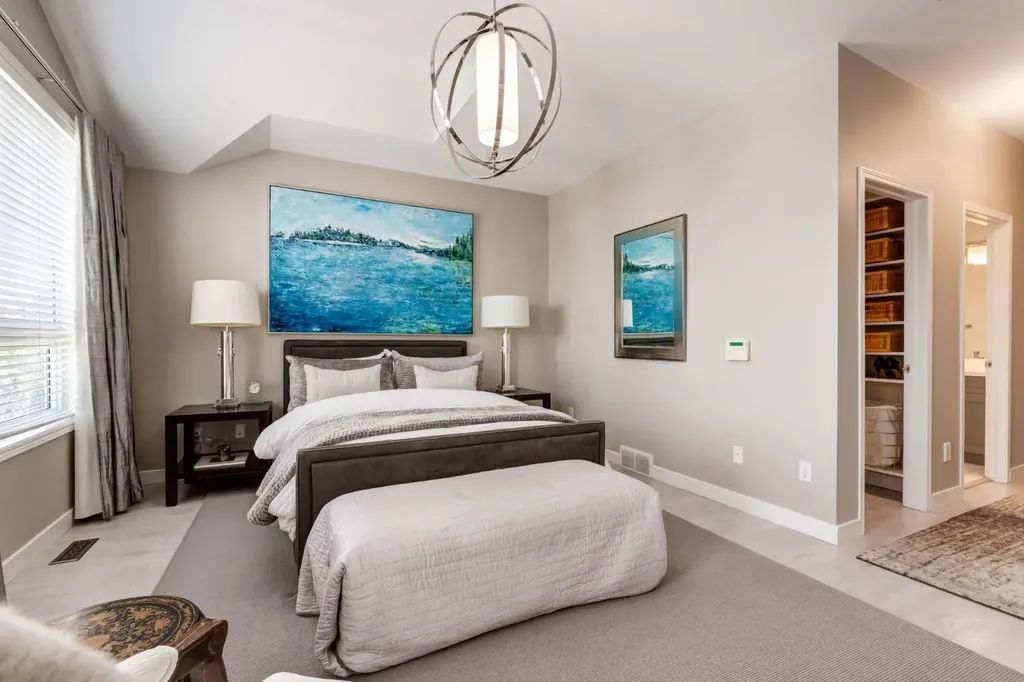 3711 17 Street SW Calgary AB T2G 6N3