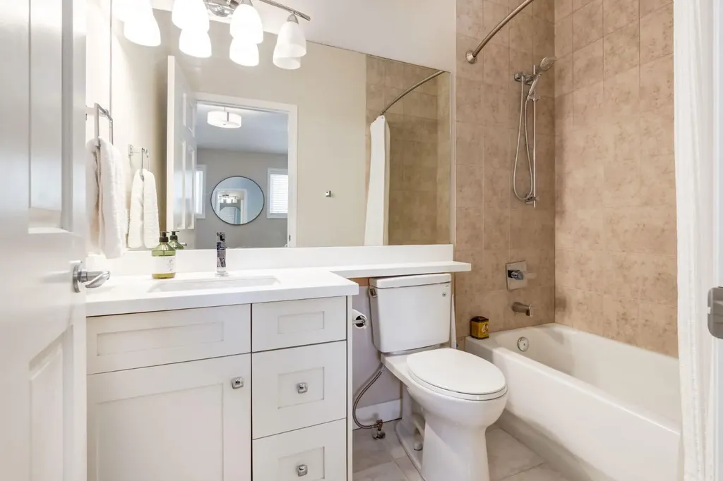 3711 17 Street SW Calgary AB T2G 6N3