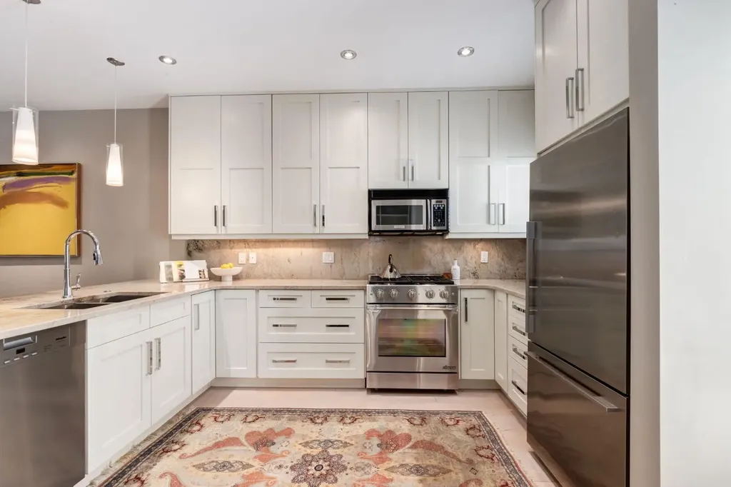 3711 17 Street SW Calgary AB T2G 6N3