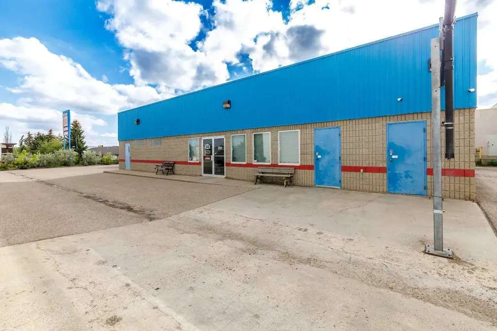 6104 67a Street Red Deer AB T4P 3E8