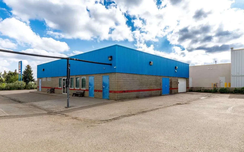 6104 67a Street Red Deer AB T4P 3E8