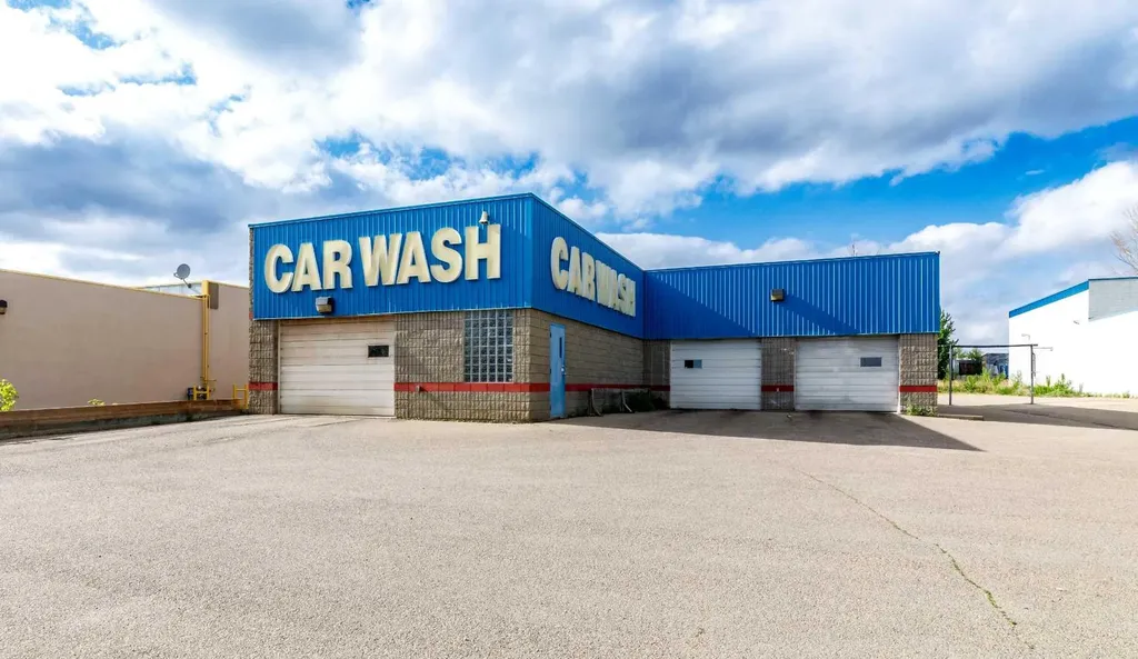 6104 67a Street Red Deer AB T4P 3E8