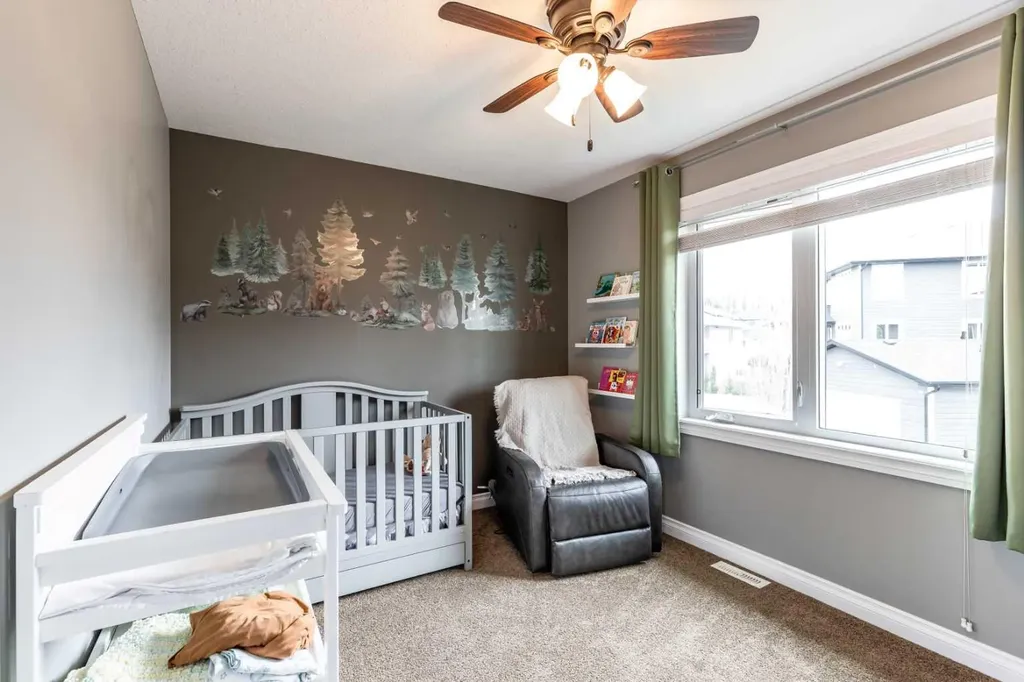 596 Vista Drive SE Medicine Hat AB T1B0N1