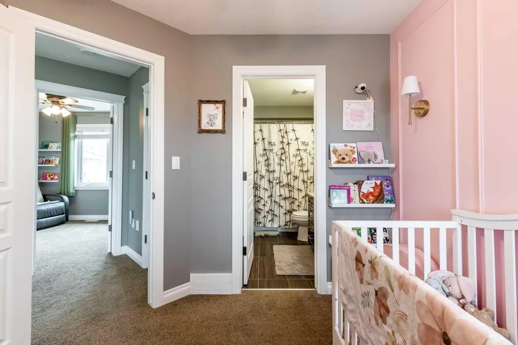 596 Vista Drive SE Medicine Hat AB T1B0N1