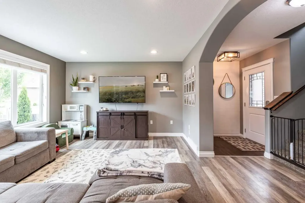 596 Vista Drive SE Medicine Hat AB T1B0N1