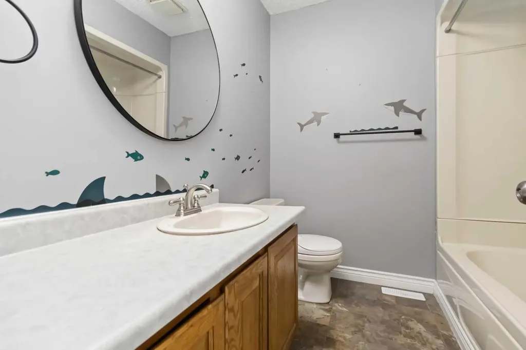 303 Cornwall Drive Fort Mcmurray AB T9K 1G7