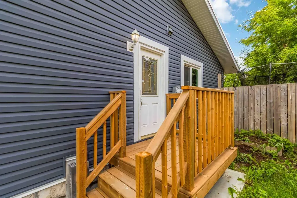 303 Cornwall Drive Fort Mcmurray AB T9K 1G7