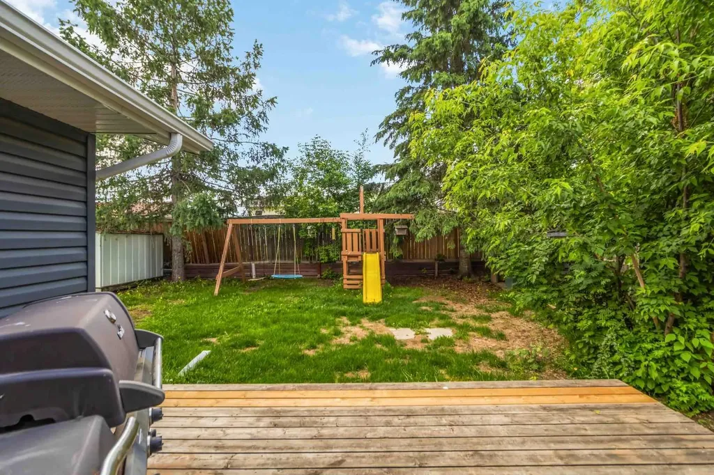 303 Cornwall Drive Fort Mcmurray AB T9K 1G7