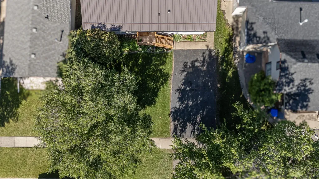 5213 3a Street W Claresholm AB T0L 0T0