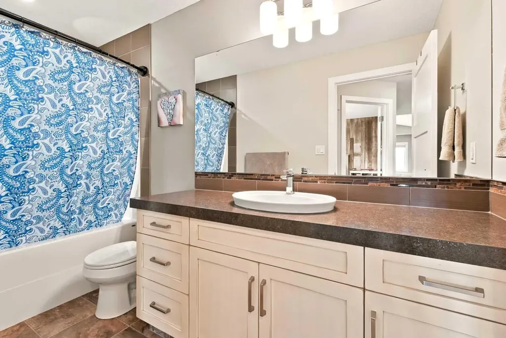 115 Stephenson Crescent Red Deer AB T4R 0L6