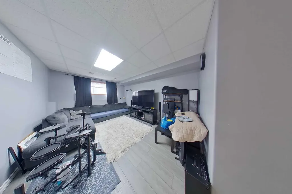 832 10 Avenue Slave Lake AB T0G2A4