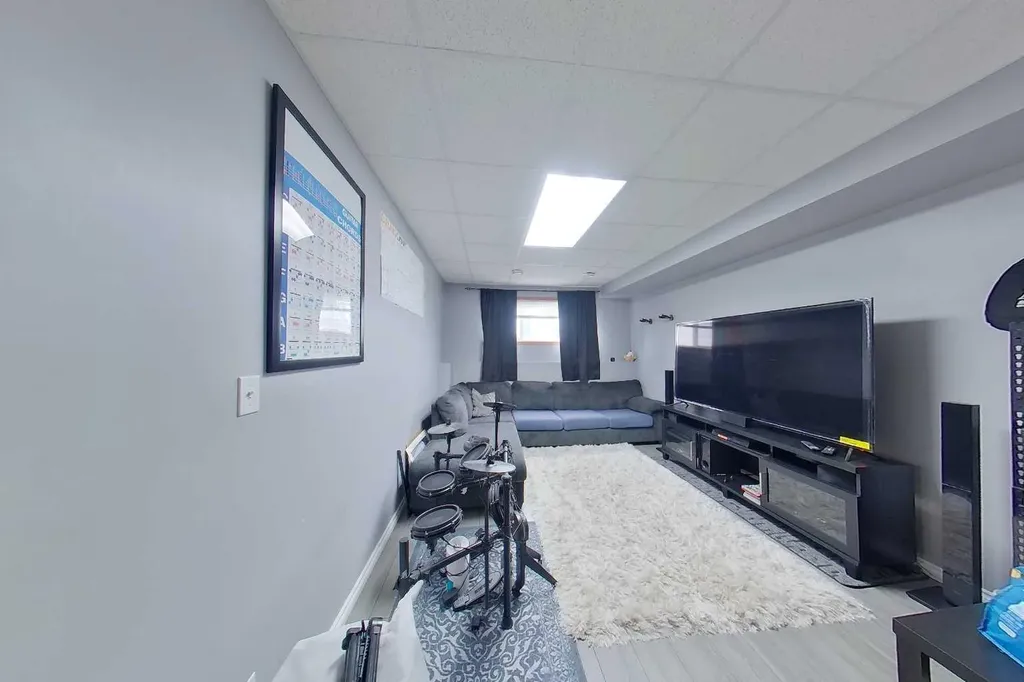 832 10 Avenue Slave Lake AB T0G2A4