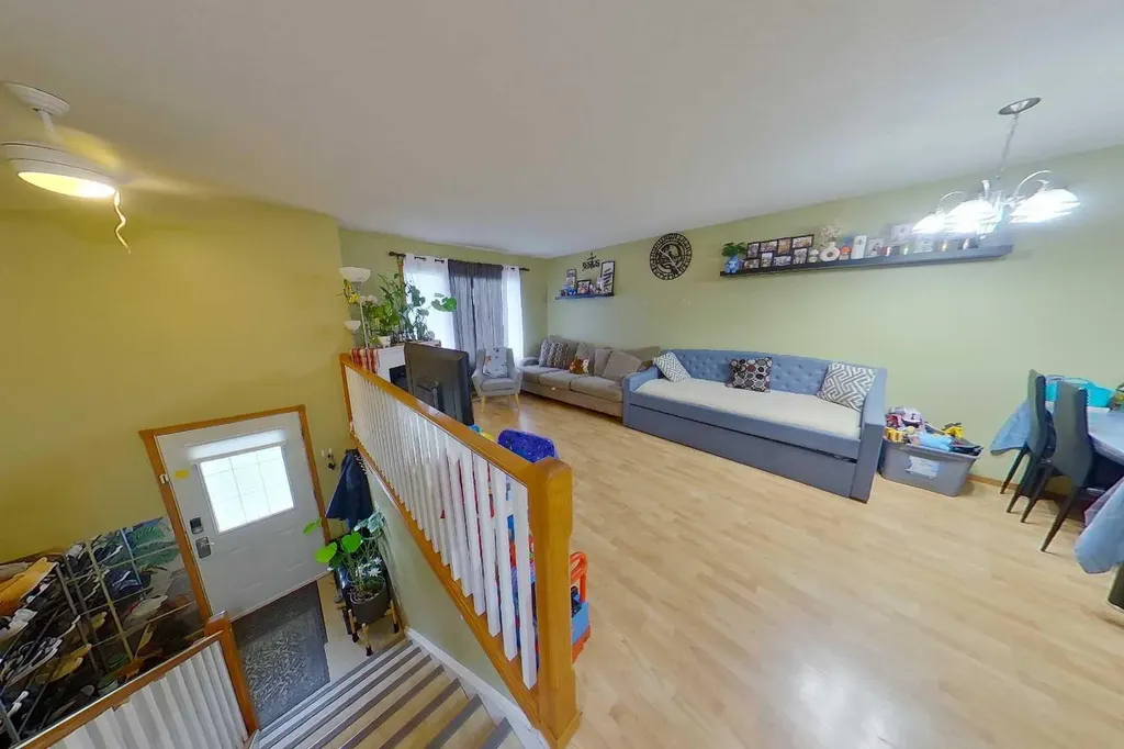 832 10 Avenue Slave Lake AB T0G2A4
