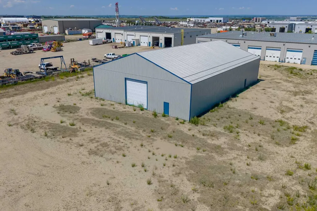 10211 88 Avenue Clairmont AB T8X 5G8