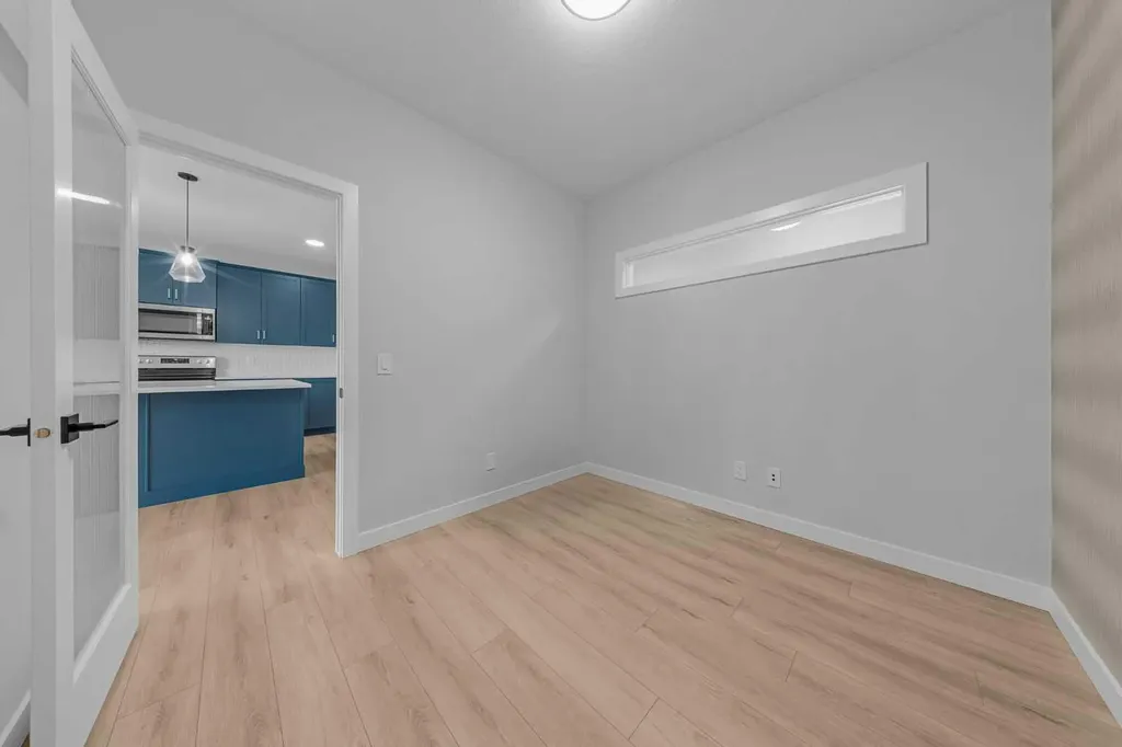 82 Belvedere Green SE Calgary AB T2A 7G2