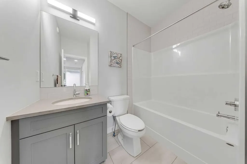 82 Belvedere Green SE Calgary AB T2A 7G2