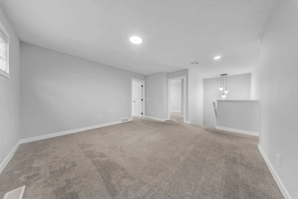 82 Belvedere Green SE Calgary AB T2A 7G2