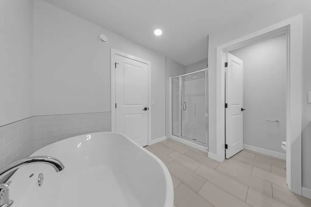 82 Belvedere Green SE Calgary AB T2A 7G2