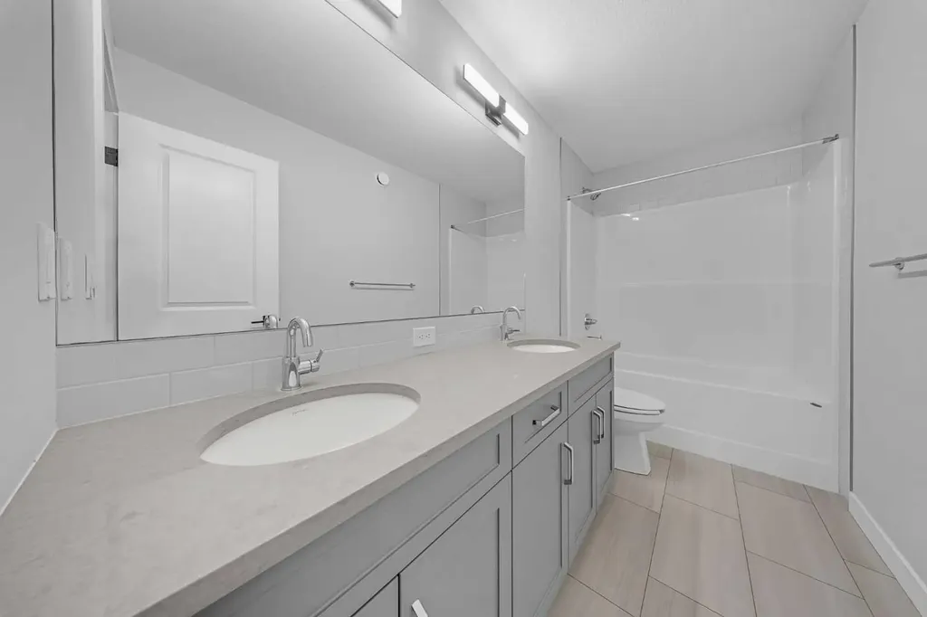 82 Belvedere Green SE Calgary AB T2A 7G2