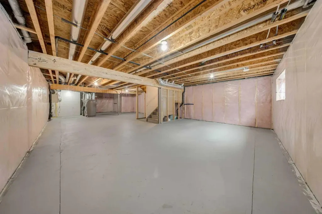 82 Belvedere Green SE Calgary AB T2A 7G2