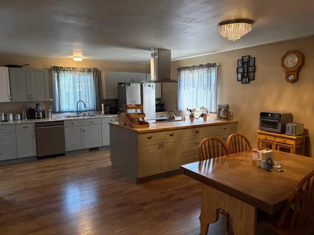 4519 47 Street Rycroft AB T0H 3A0