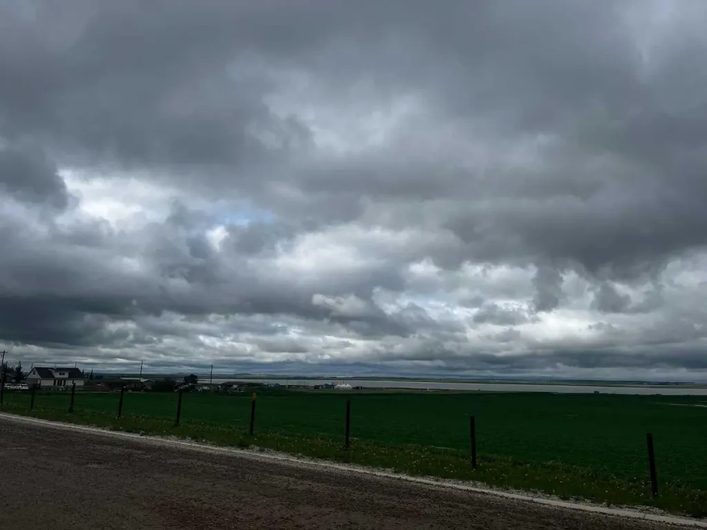 235 2 Avenue E Hussar AB T0J1S0