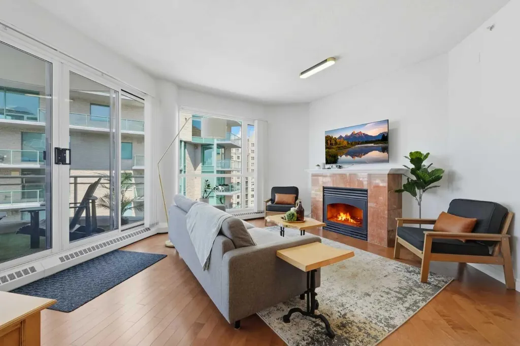 804 3 Avenue SW Calgary AB T2P0G9