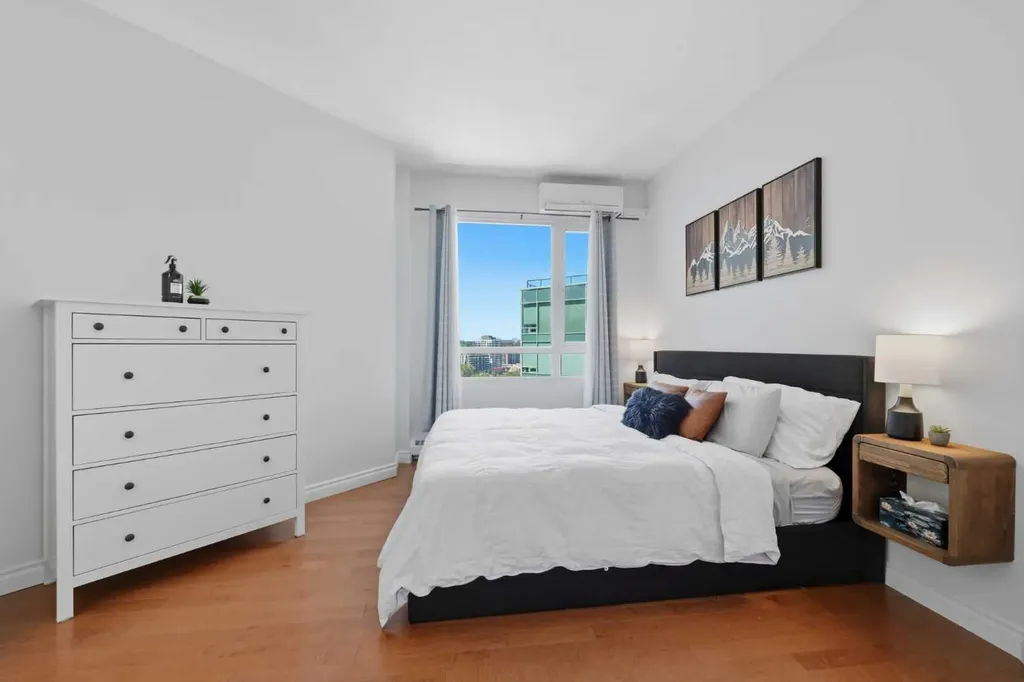 804 3 Avenue SW Calgary AB T2P0G9