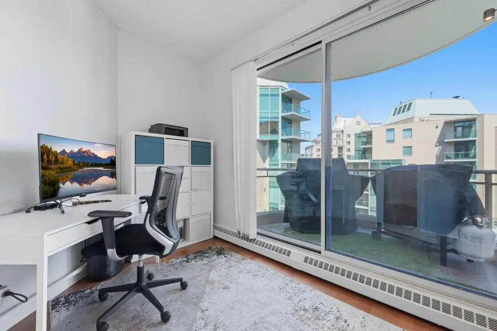 804 3 Avenue SW Calgary AB T2P0G9