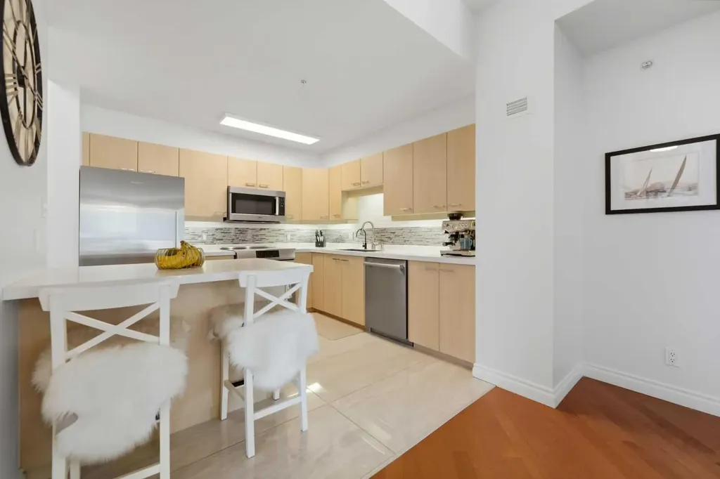 804 3 Avenue SW Calgary AB T2P0G9