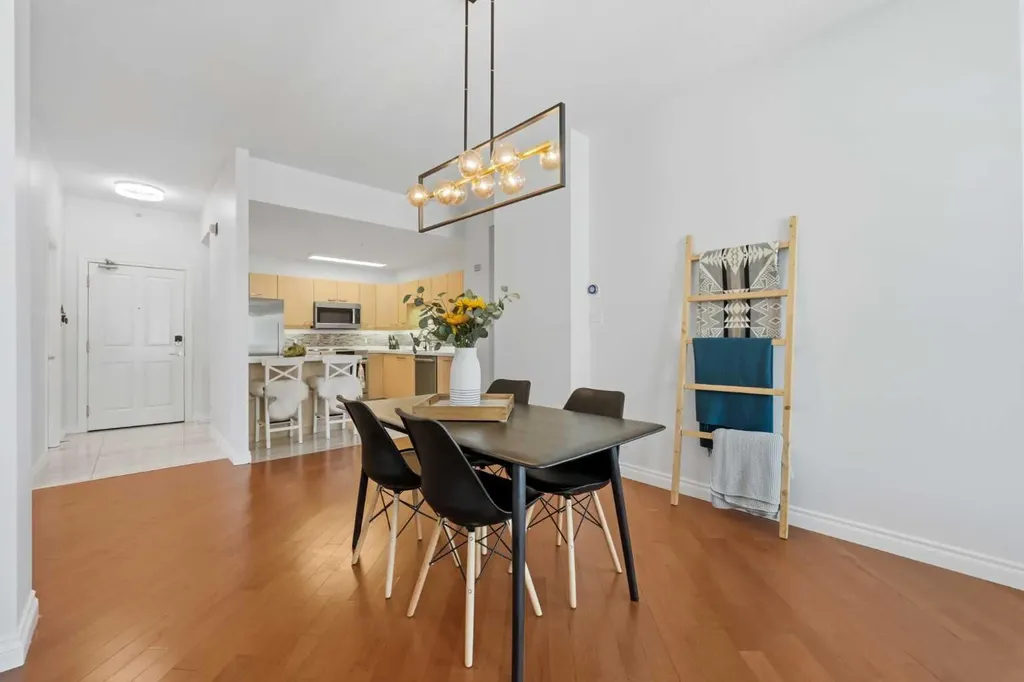 804 3 Avenue SW Calgary AB T2P0G9