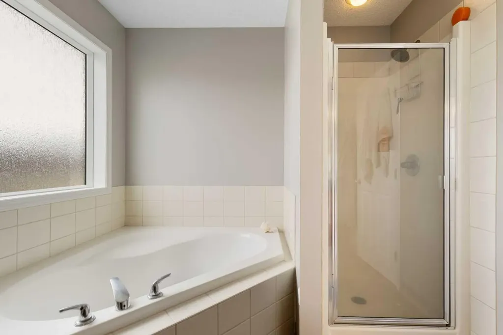 59 Saddlemont Road NE Calgary AB T3J 5E4