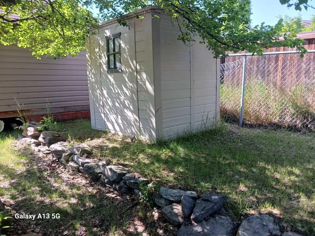 4922 Womacks Road Blackfalds AB T0M 0J0