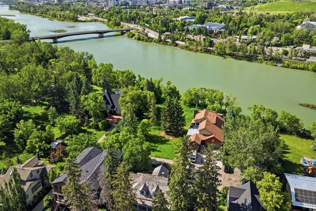 10 And 14 Major Stewart Lane SE Calgary AB T2G 5R6