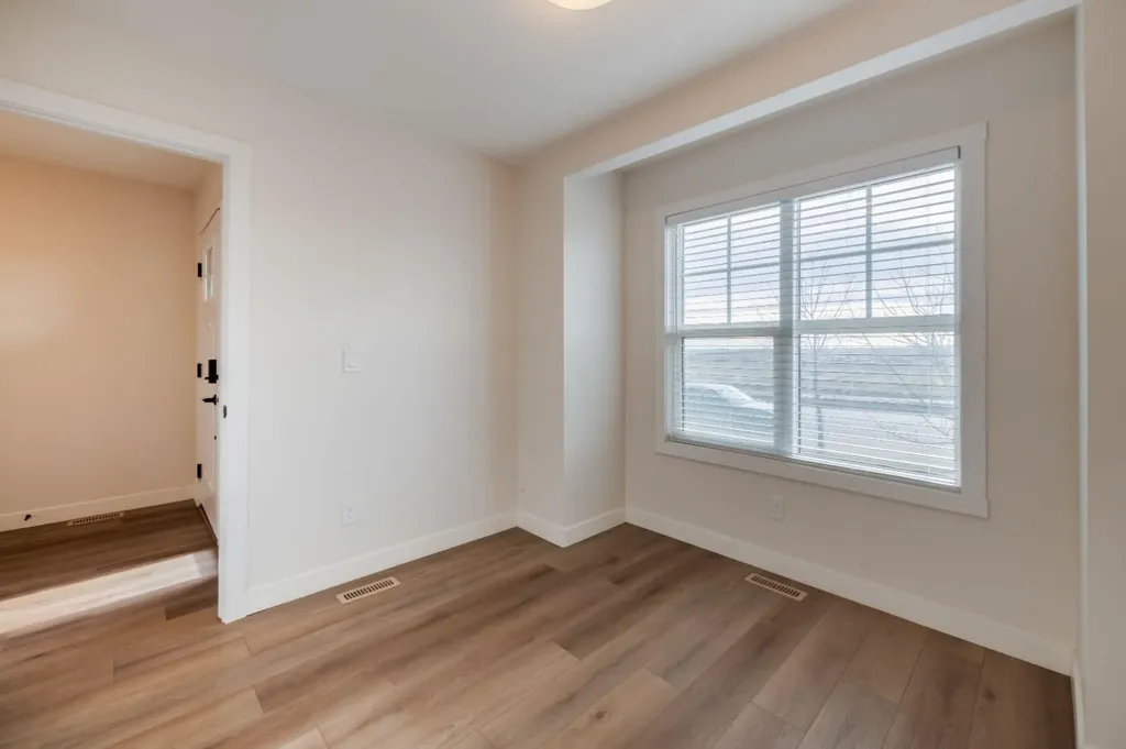 250 Alpine Avenue SW Calgary AB T2Y 0R8