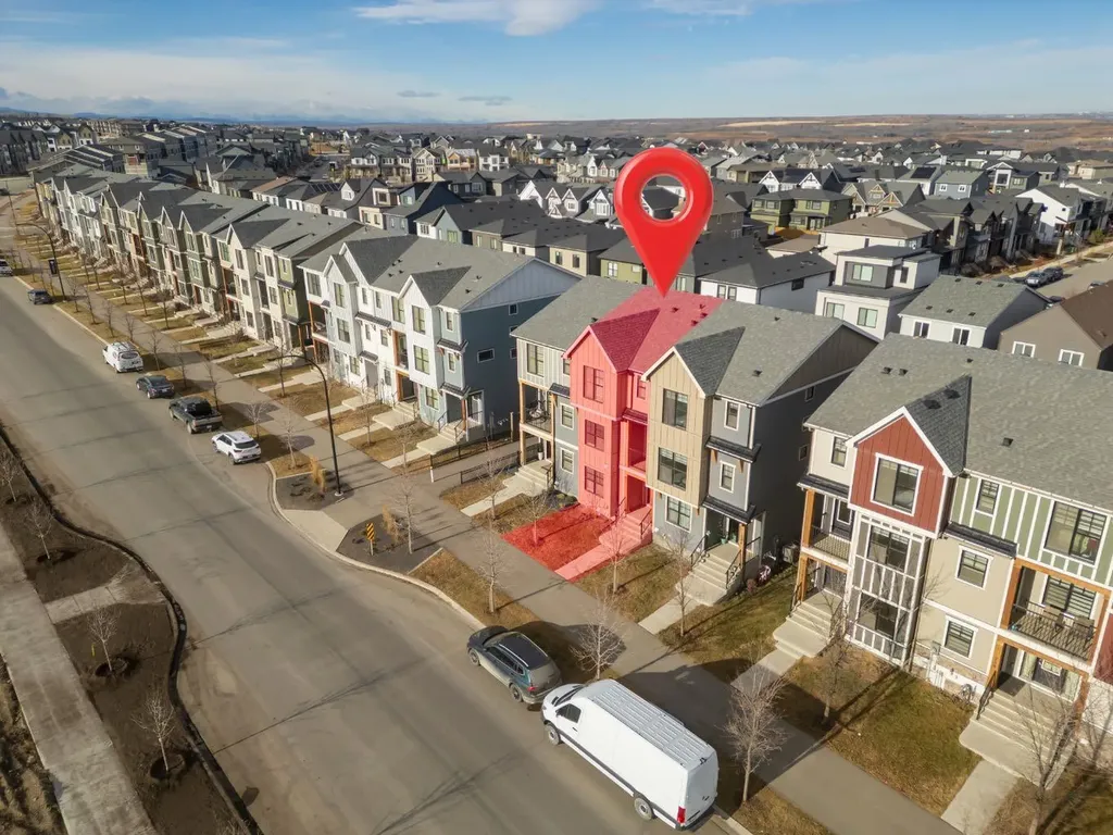 250 Alpine Avenue SW Calgary AB T2Y 0R8