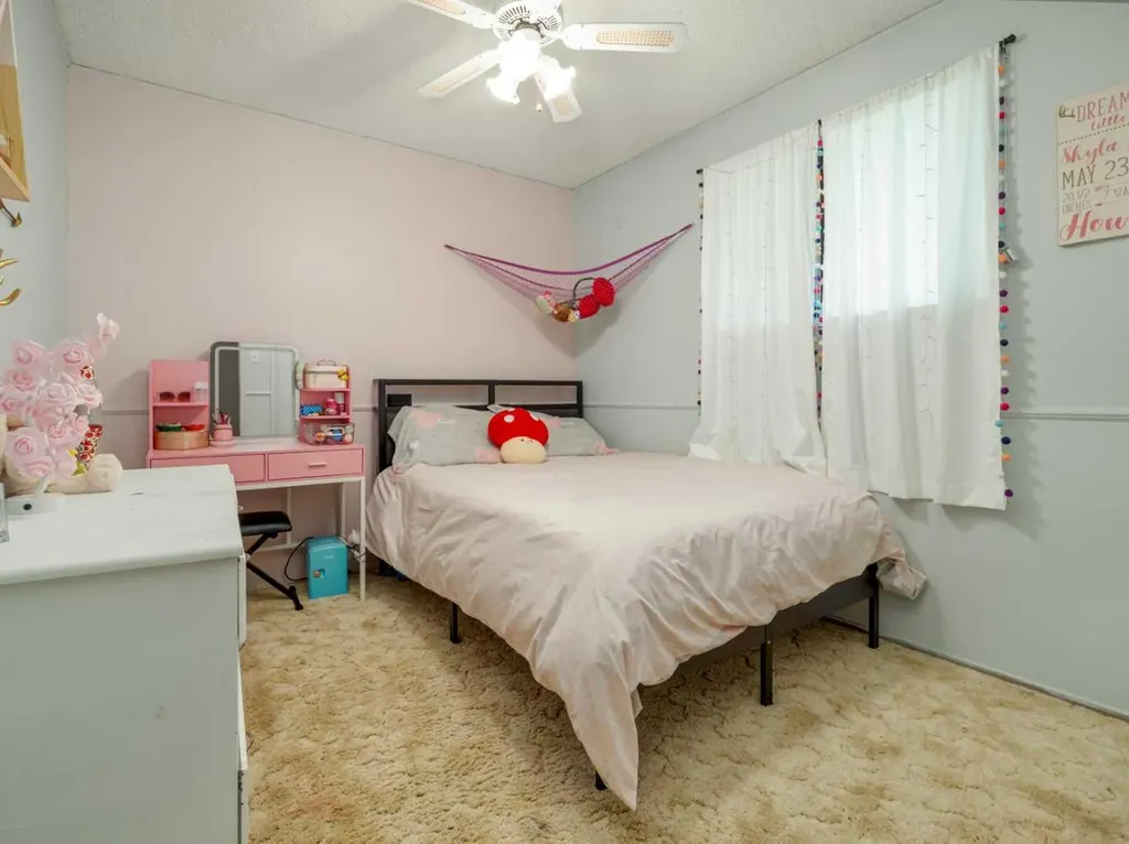 5205 40 Avenue Taber AB T1G 1C6