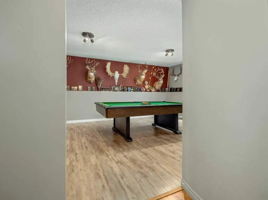 5205 40 Avenue Taber AB T1G 1C6